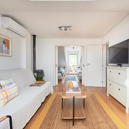 Bright Apt W Balcony, Ac, Parking, By Timecooler-2